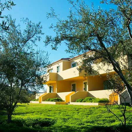Aparthotel Makis