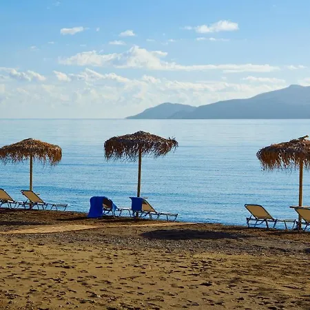 Aparthotel Makis