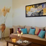 Makis Aparthotel Thermisia