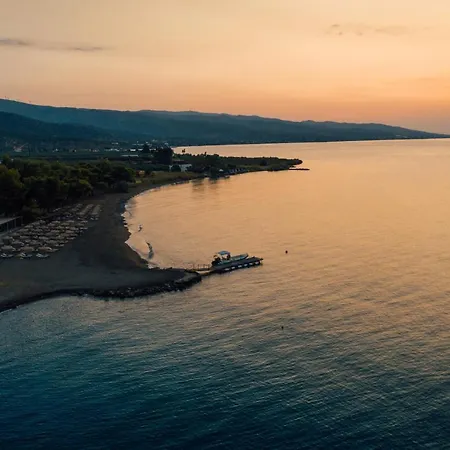 Makis 3* Θερμησία