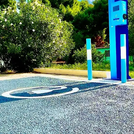 Makis Ξενοδοχείο με διαμερίσματα 3*