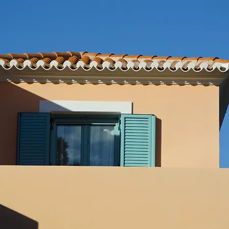 Hotel apartamentowy Makis