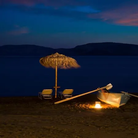 Ξενοδοχείο με διαμερίσματα Makis 3*
