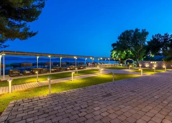 Makis Apart Otel Thermisía